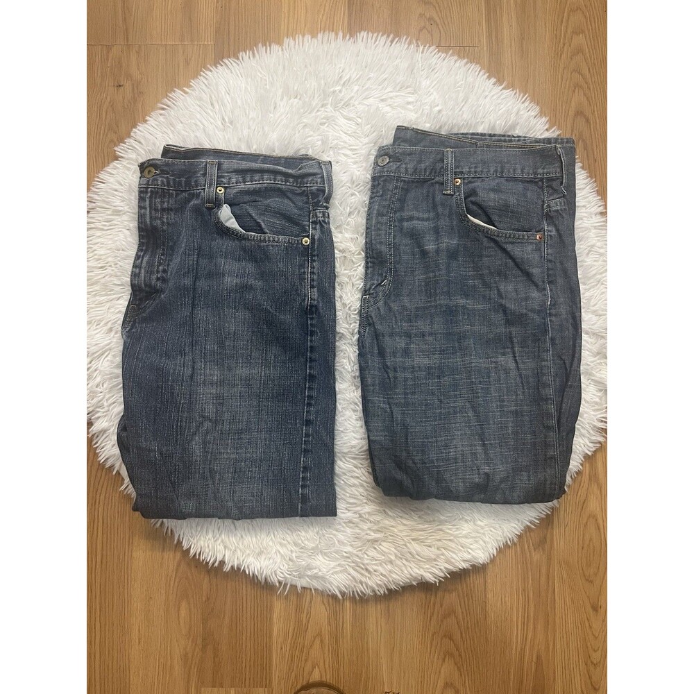 Two (2) Pair Bundle of Men’s 36x30 Levi’s 569 Blue Jeans